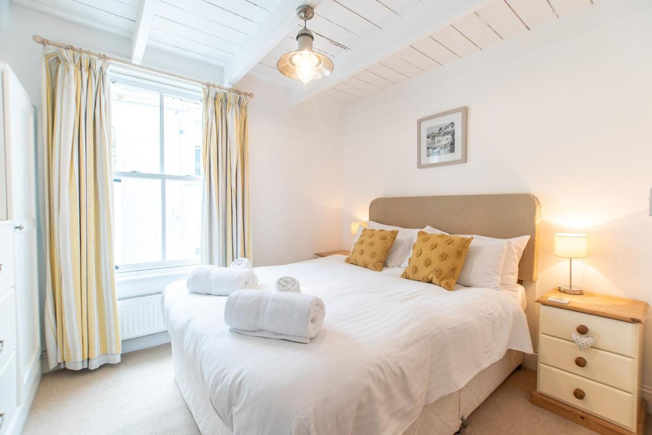Stone'S Throw Villa St Ives Exteriör bild